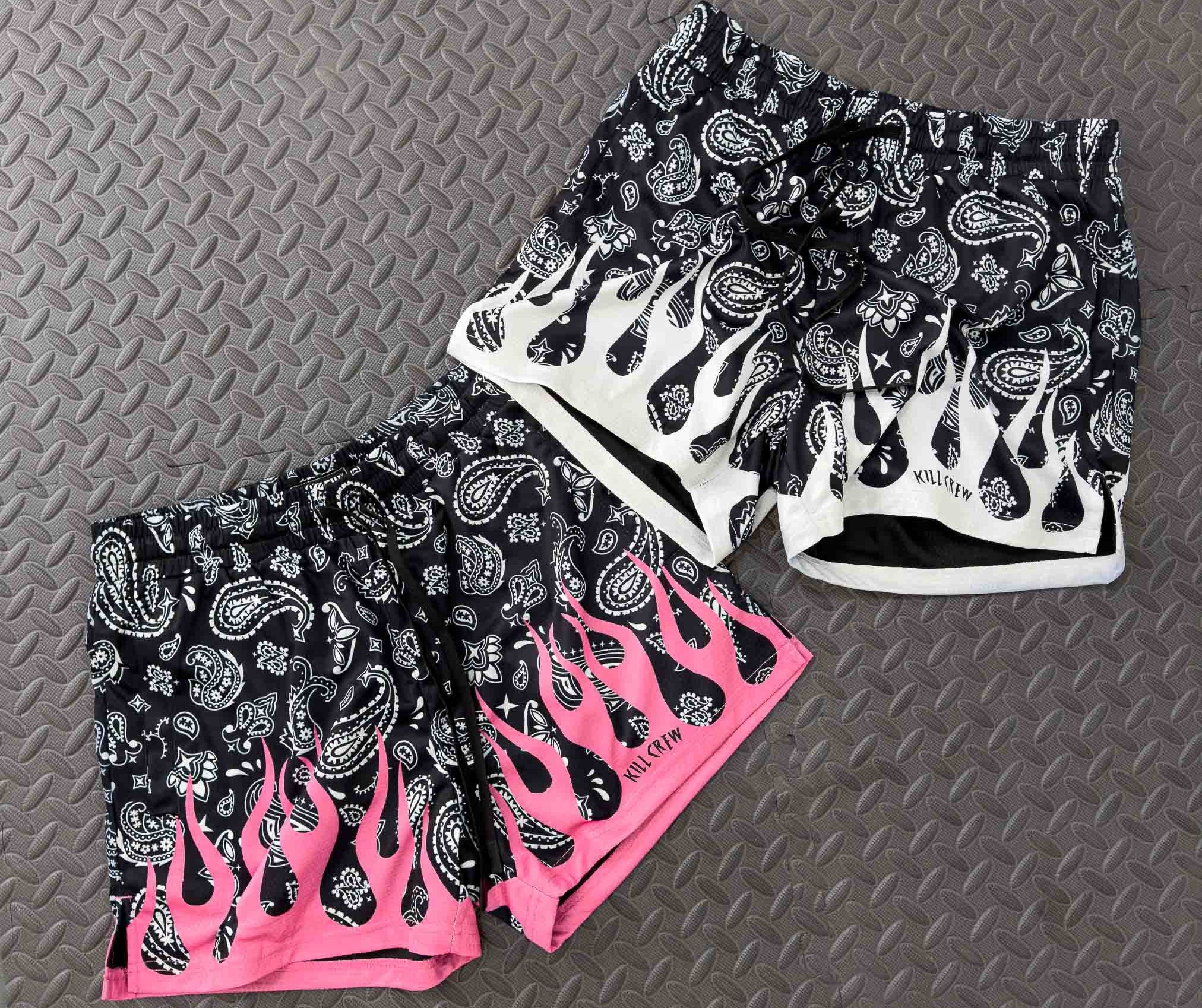 MUAY THAI SHORTS (MID THIGH CUT) BANDANA FLAME - BLACK / WHITE
